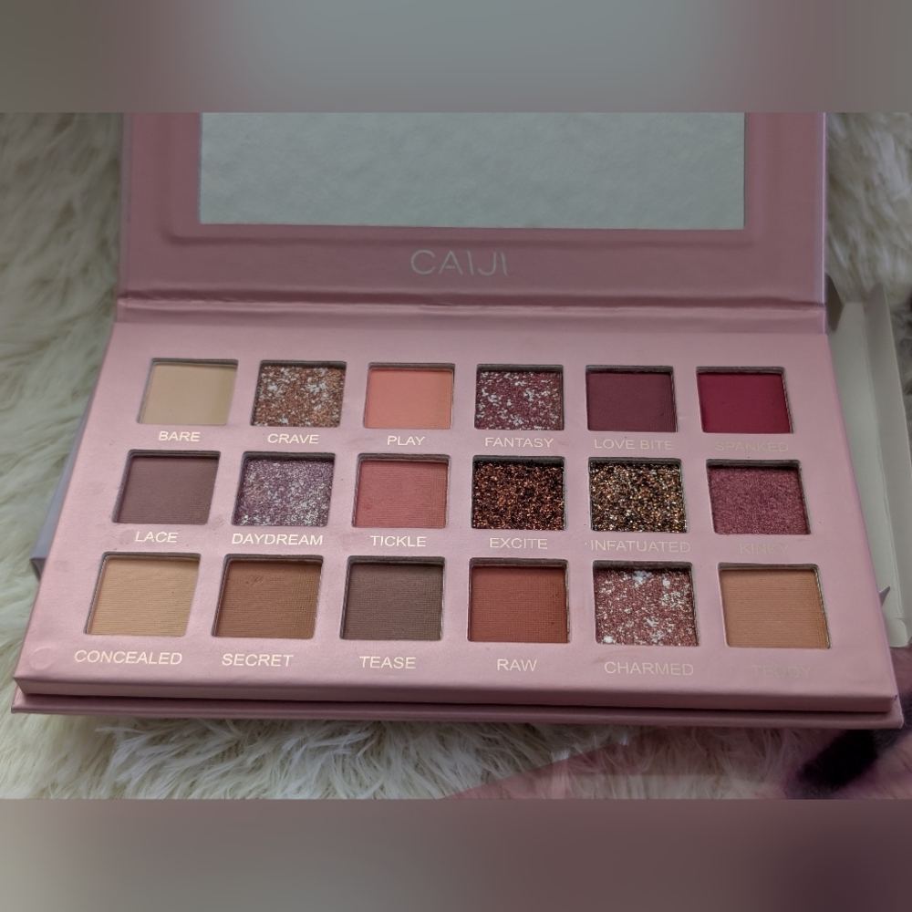 🆕 Assorted Brands Eye Makeup & Beauty Bundle - Picture 8 of 14